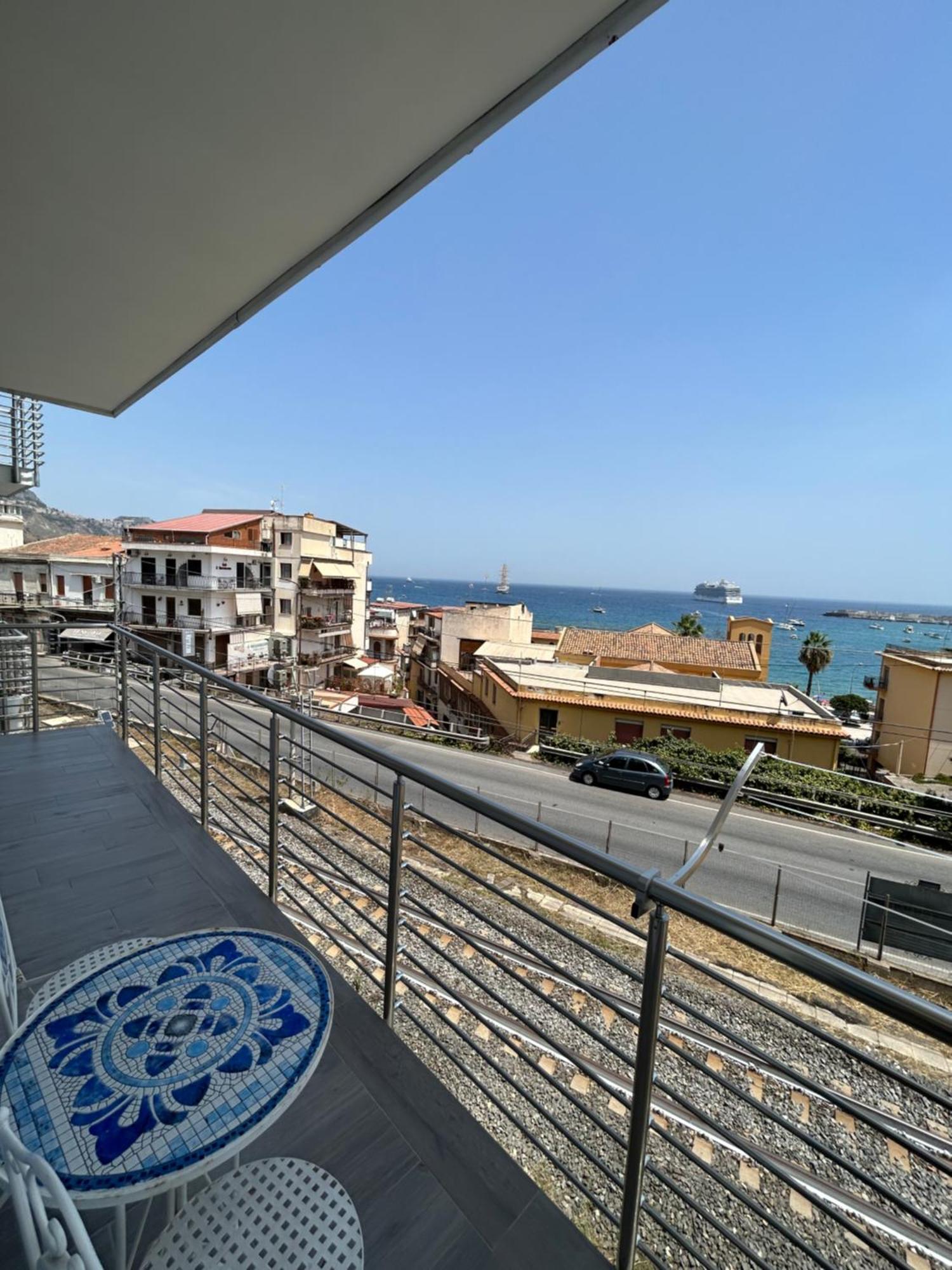 Vista Mare Apartments Джардіні-Наксос Екстер'єр фото